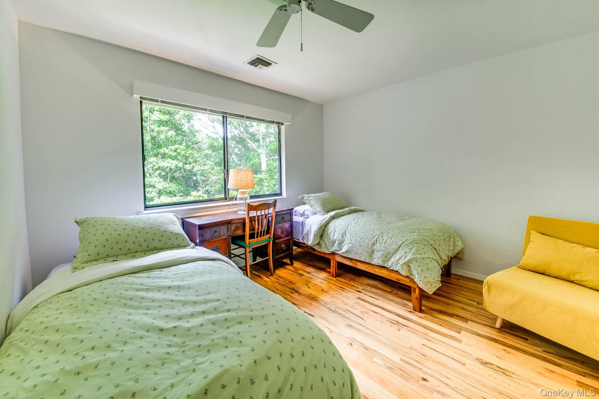 202 Treescape Drive # 10B, East Hampton, NY 11937