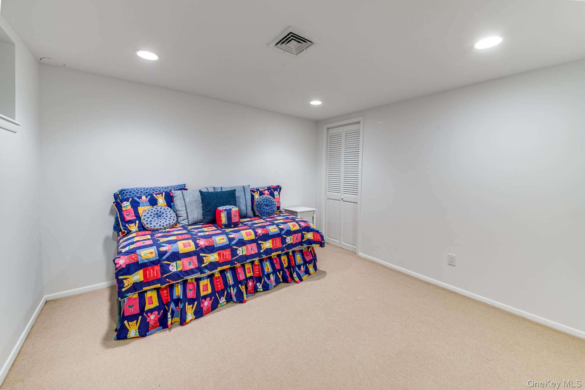 202 Treescape Drive # 10B, East Hampton, NY 11937