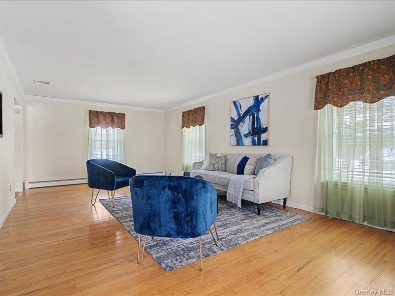 4 Debbie Court, Chester, NY 10918