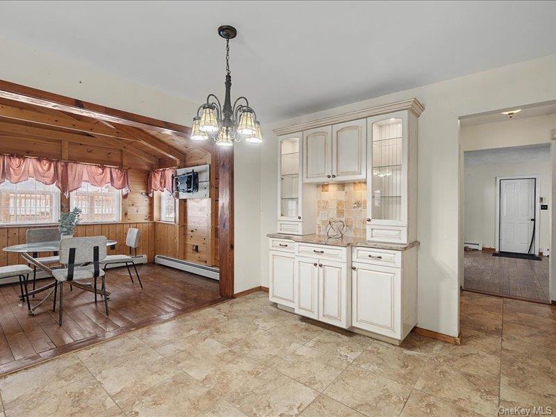 4 Debbie Court, Chester, NY 10918