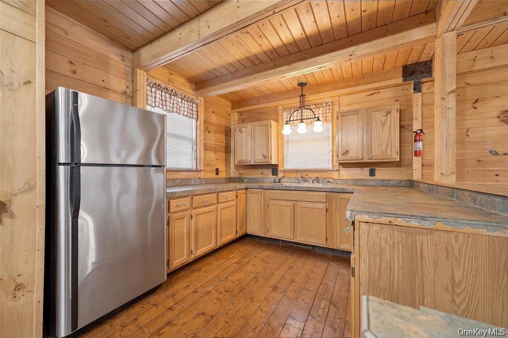 4 Debbie Court, Chester, NY 10918