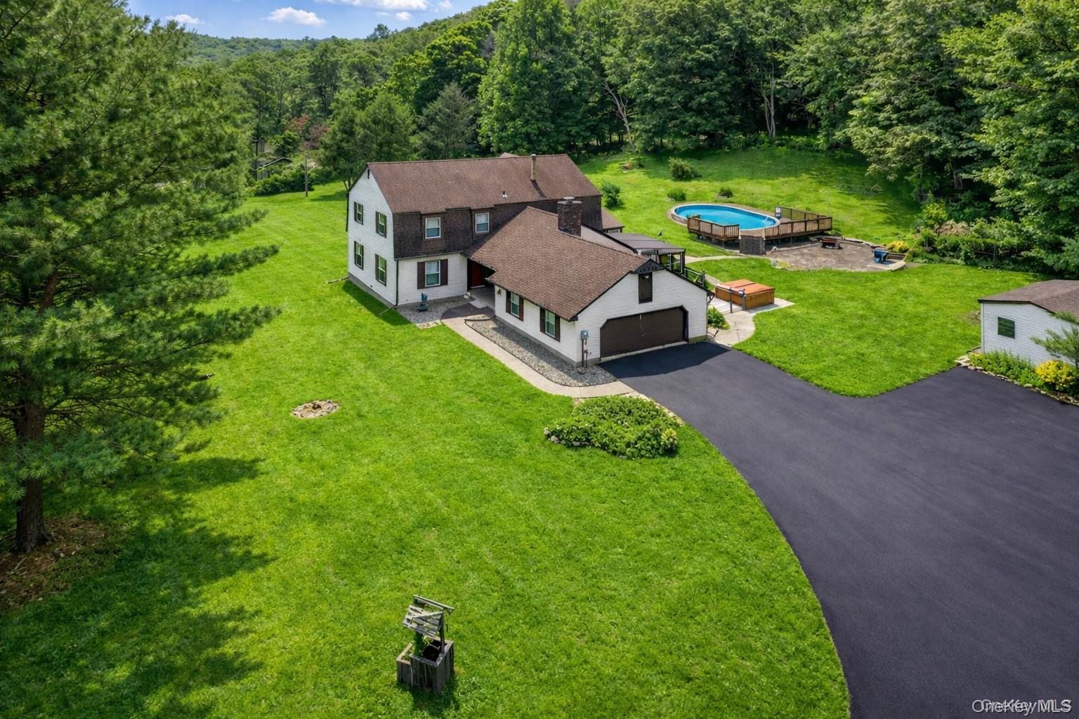 4 Debbie Court, Chester, NY 10918