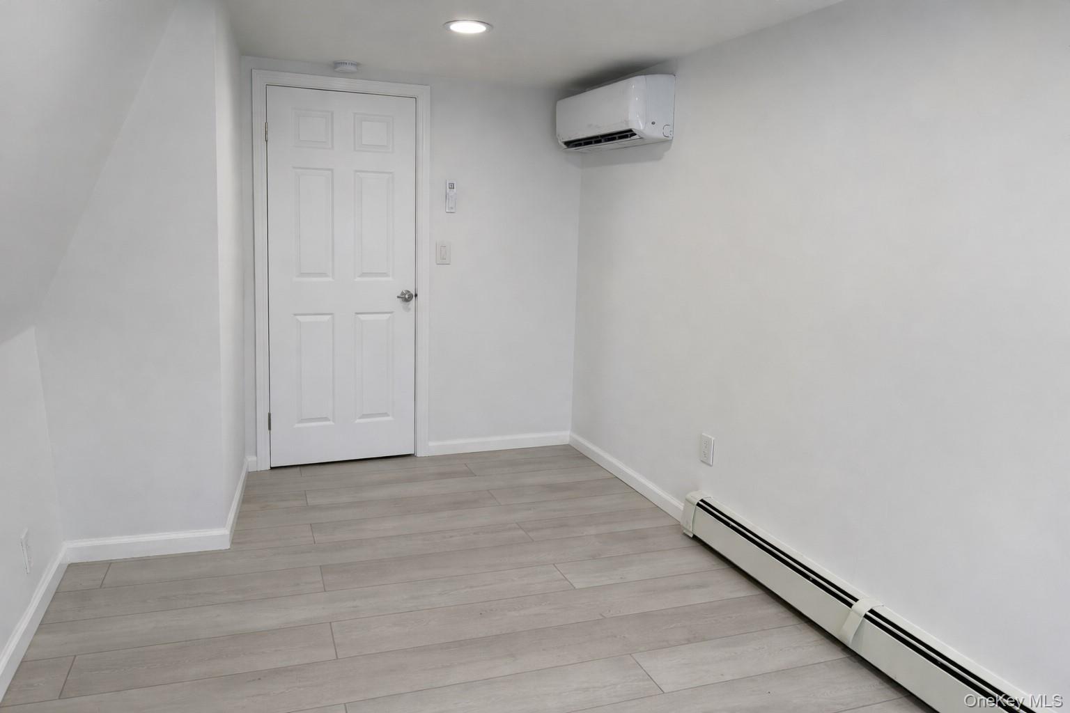 70 S Cottage Street, Valley Stream, NY 11580