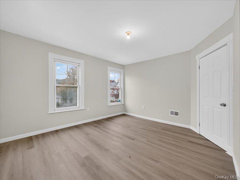 17 Maple Avenue W, Suffern, NY 10901