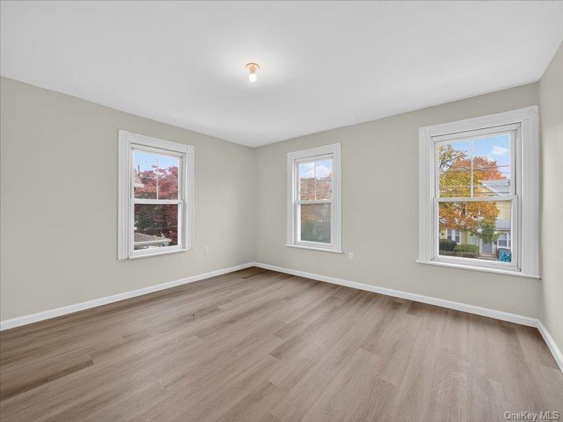 17 Maple Avenue W, Suffern, NY 10901