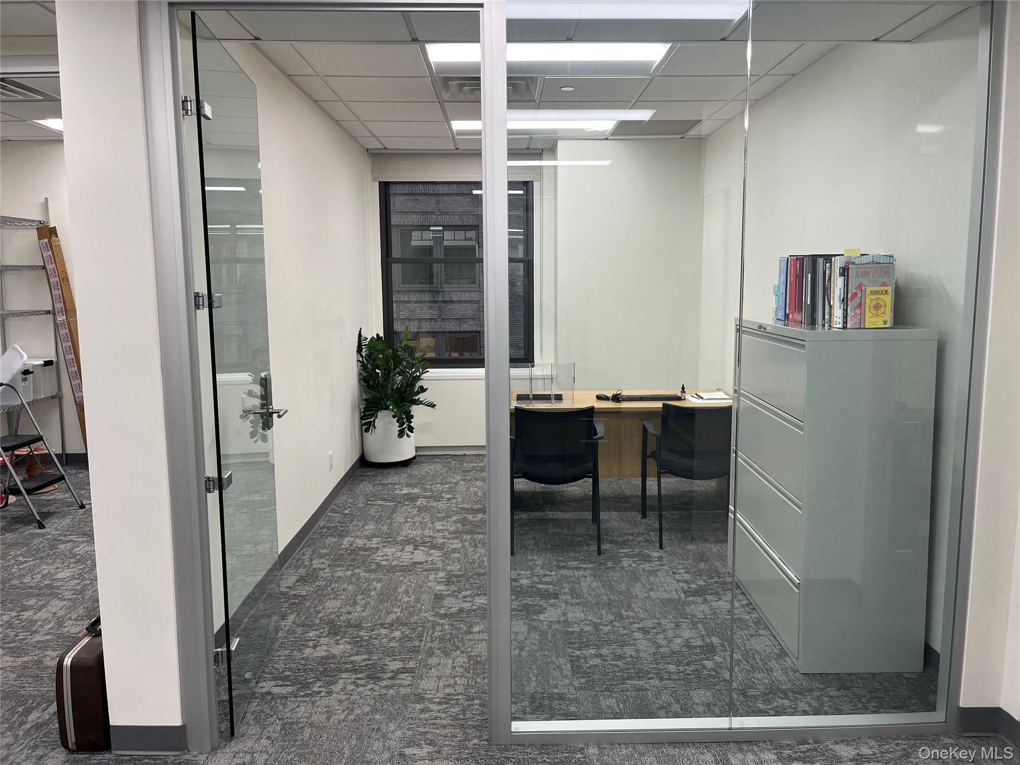 501 Madison Ave # 6th floor, New York (Manhattan), NY 10022