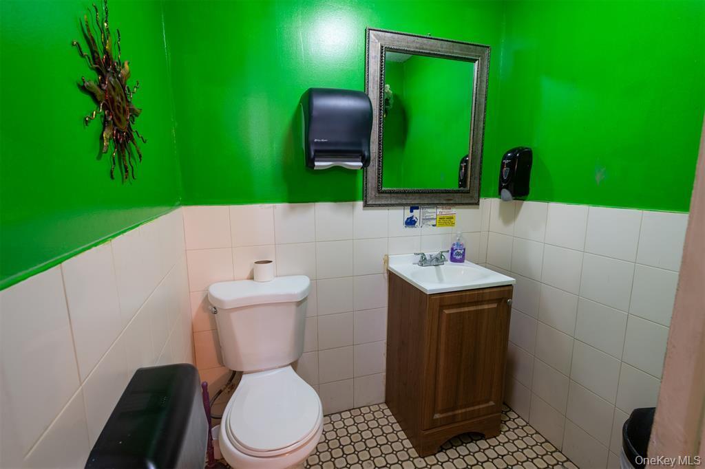 41 Lafayette Avenue, Suffern, NY 10901