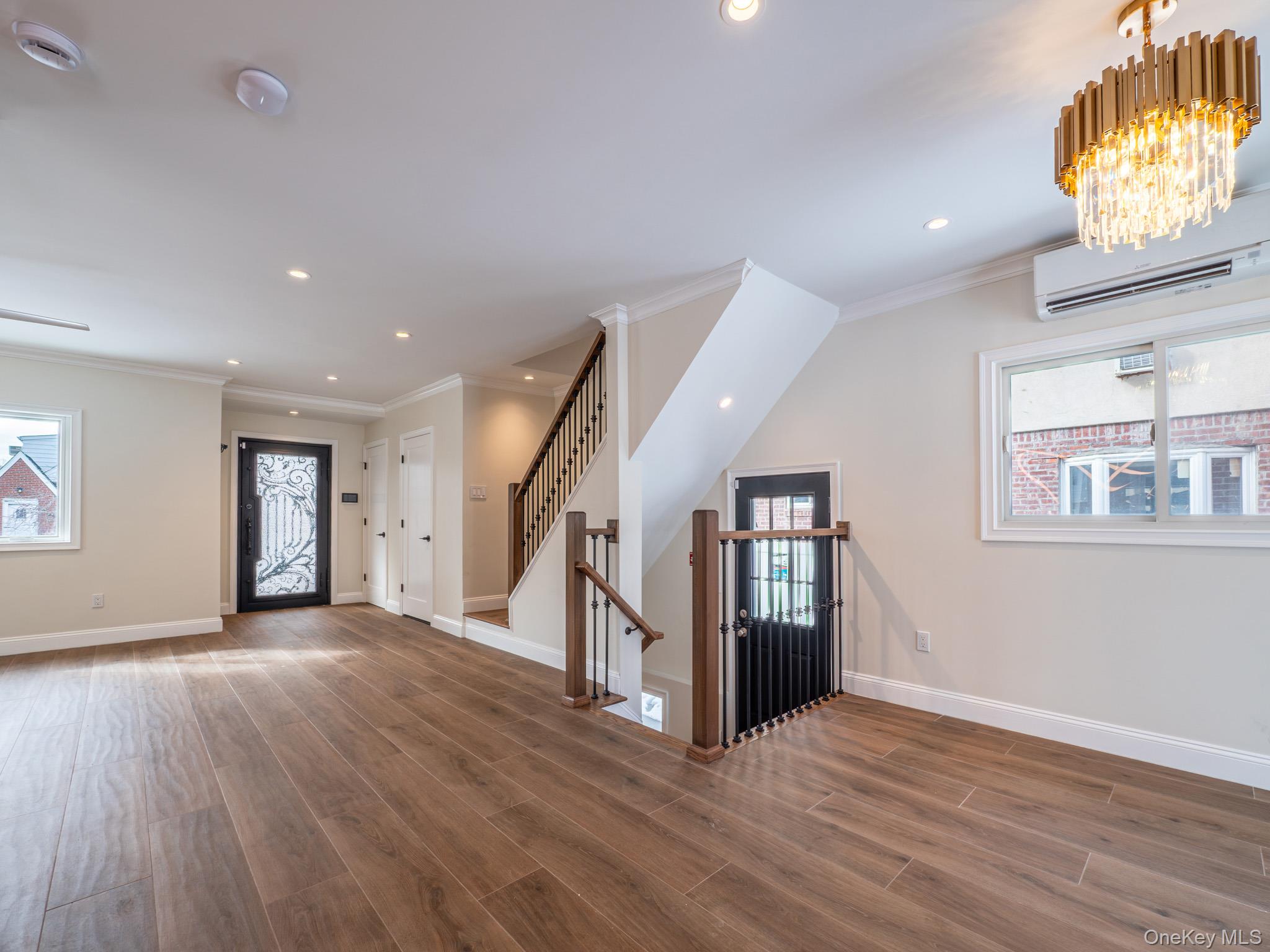 6961 180th Street, Fresh Meadows, NY 11365