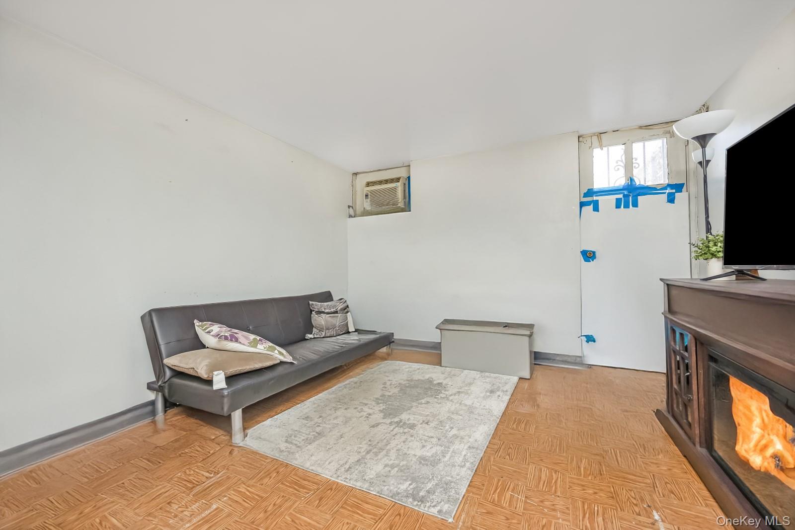 58-43 81st Street, Middle Village, NY 11379