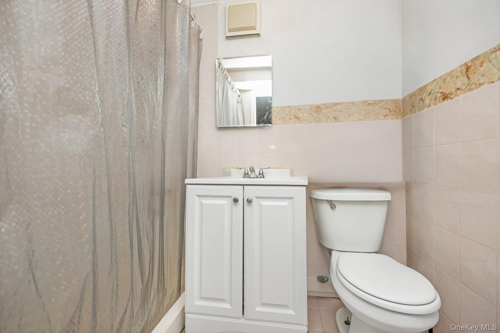 58-43 81st Street, Middle Village, NY 11379