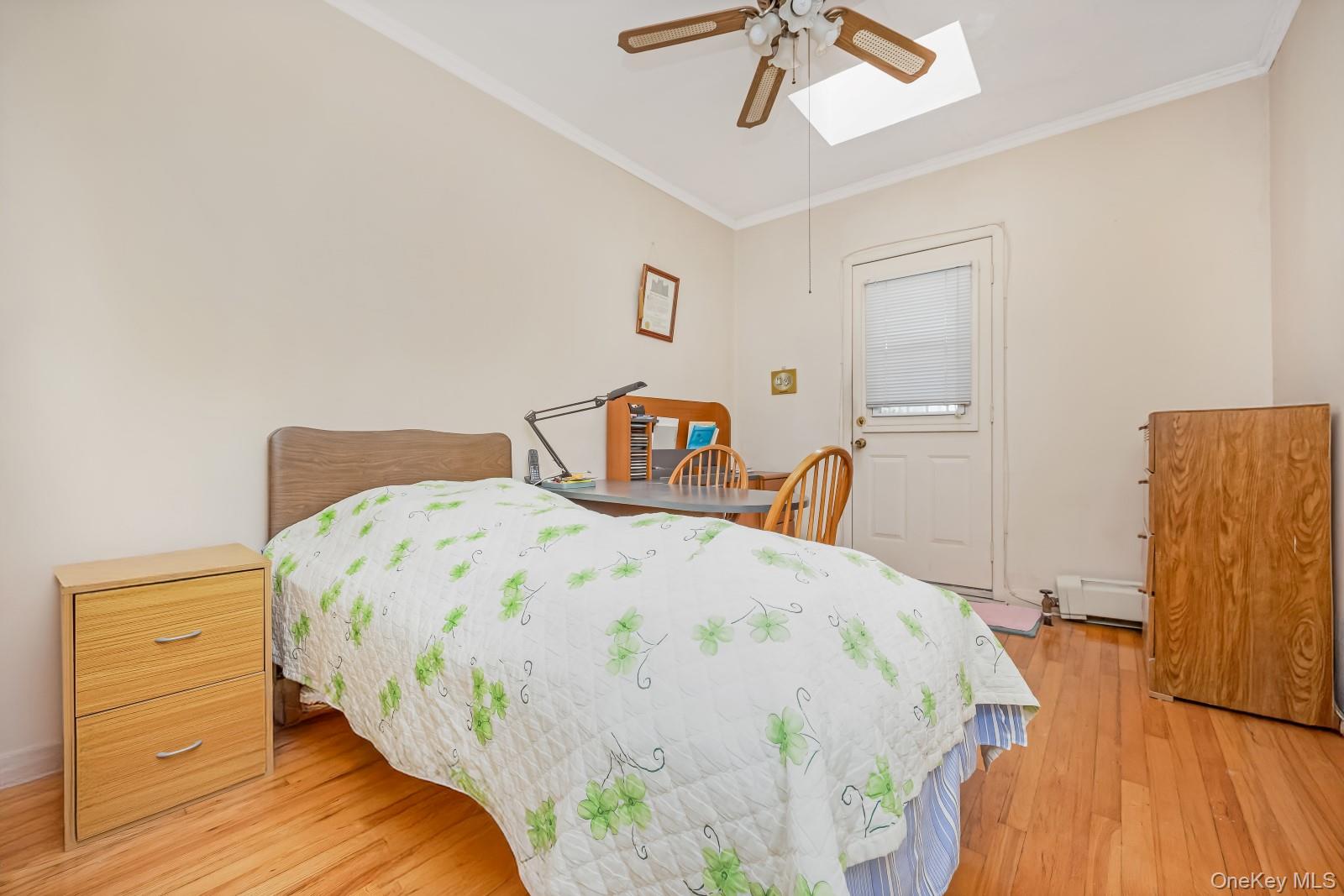 58-43 81st Street, Middle Village, NY 11379