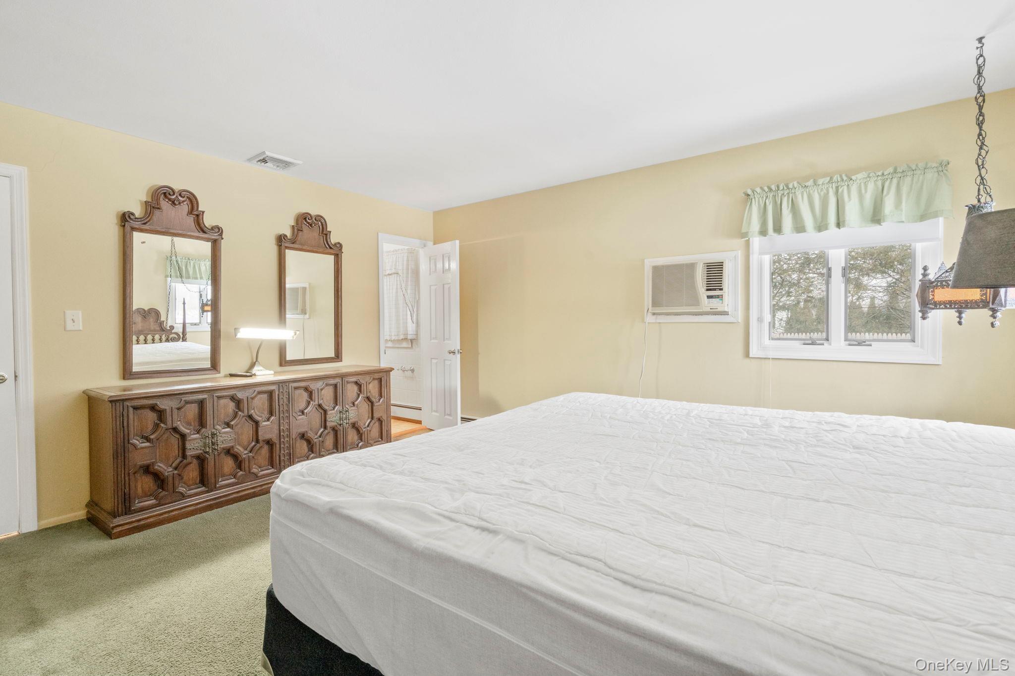 15 Thadford Street, East Northport, NY 11731