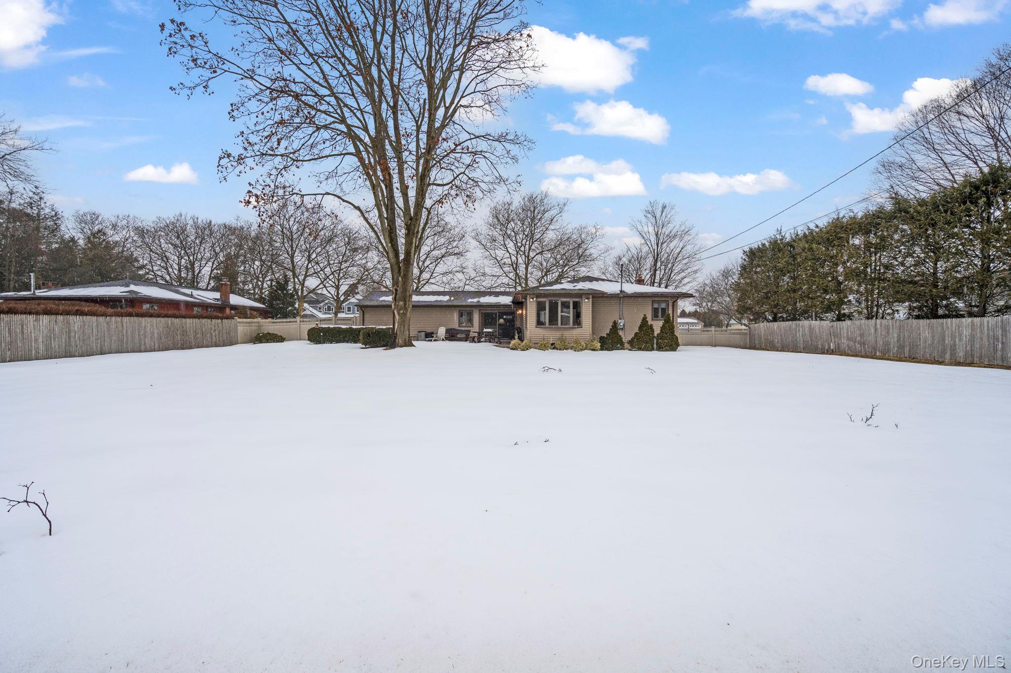 15 Thadford Street, East Northport, NY 11731