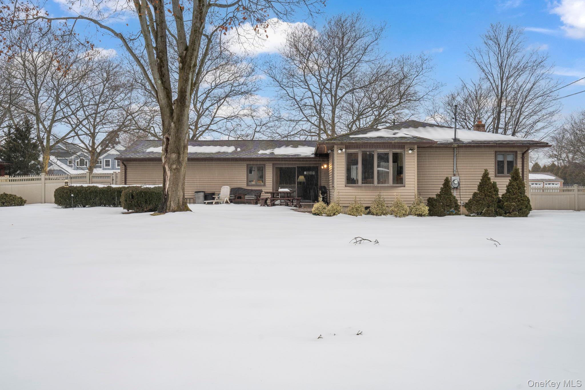 15 Thadford Street, East Northport, NY 11731