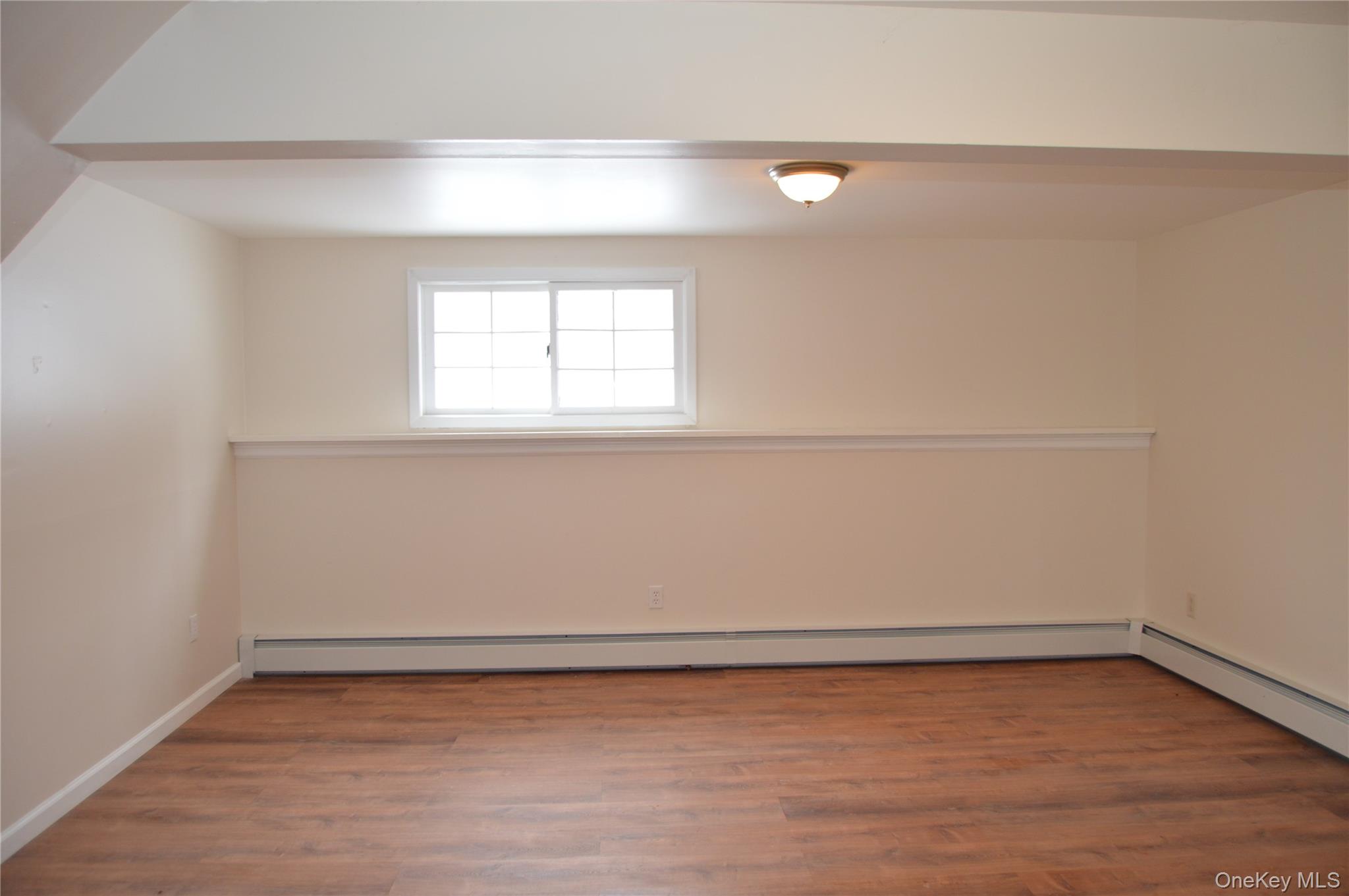 108 Flower Hill, Kingston, NY 12401