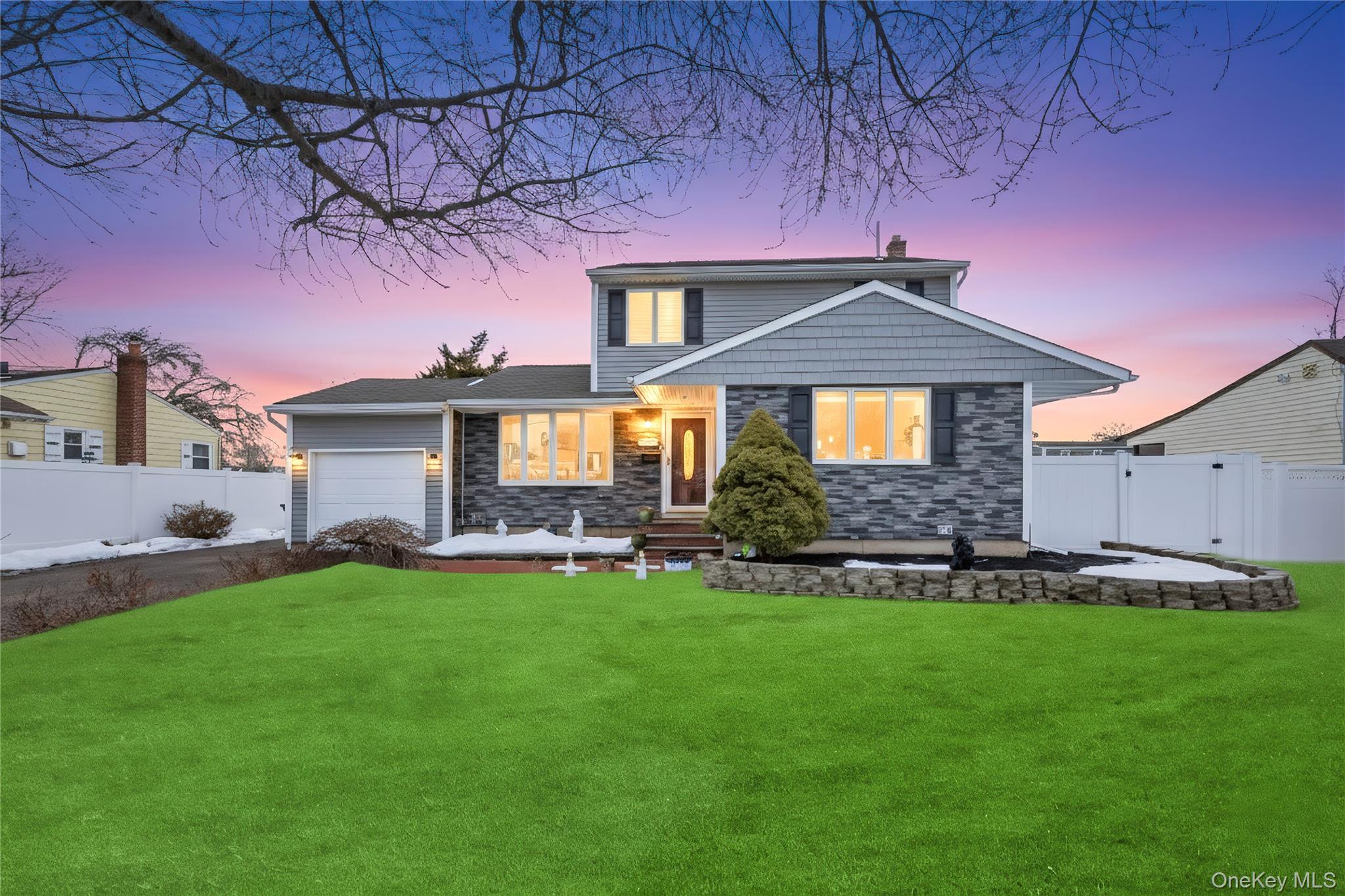 225 Farhan Lane, North Babylon, NY 11703