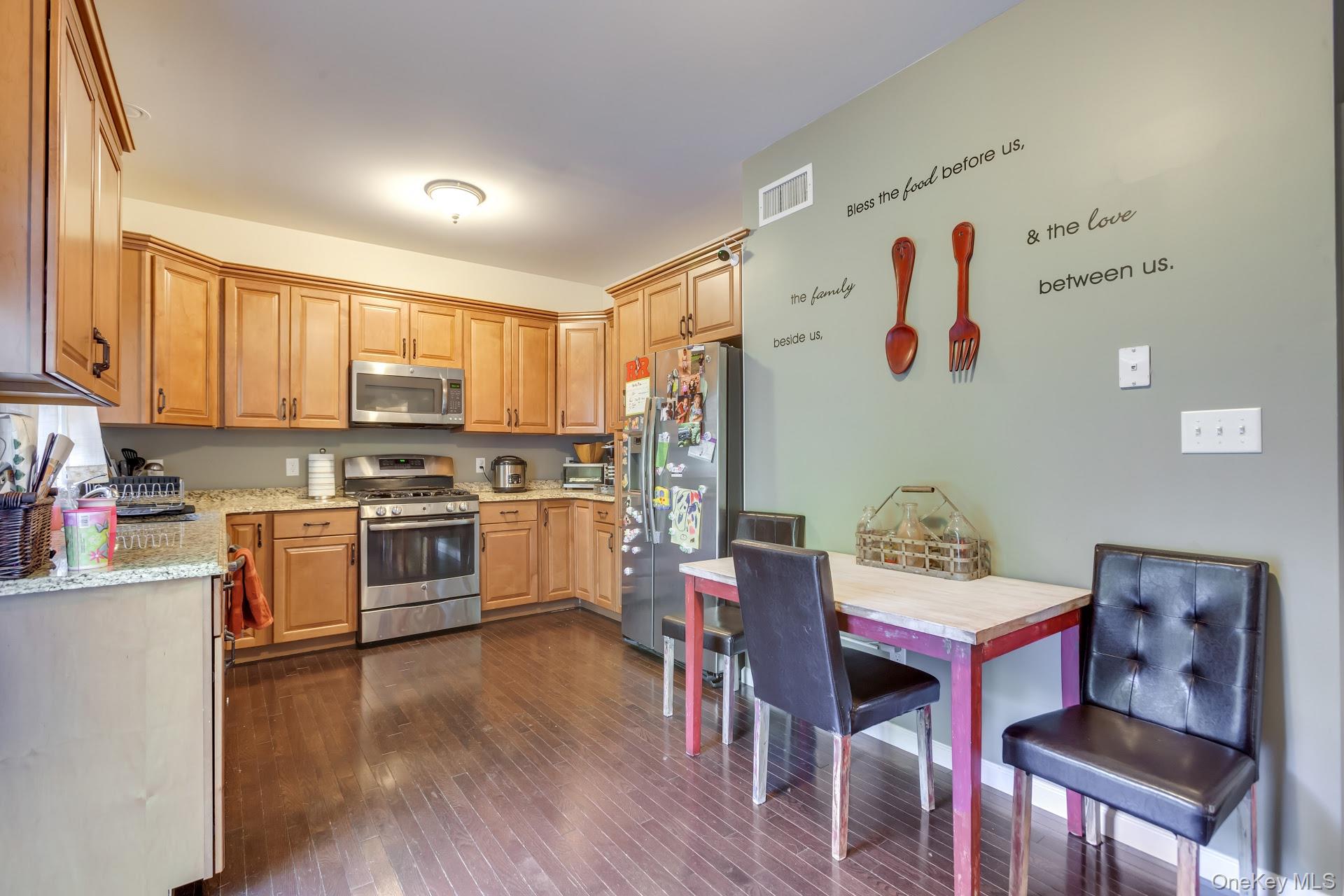 16 Primrose Lane, Chester, NY 10918