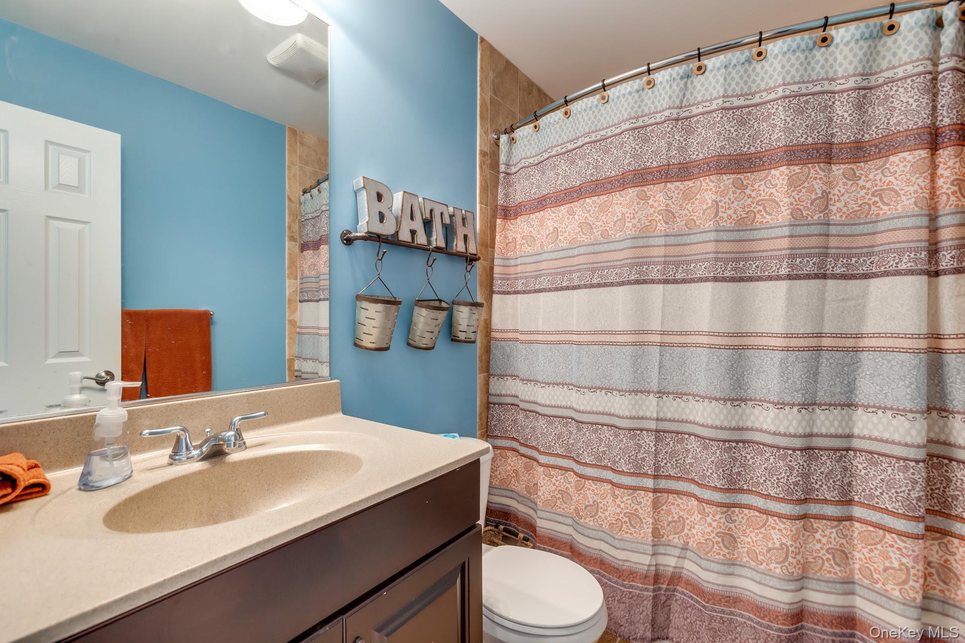 16 Primrose Lane, Chester, NY 10918