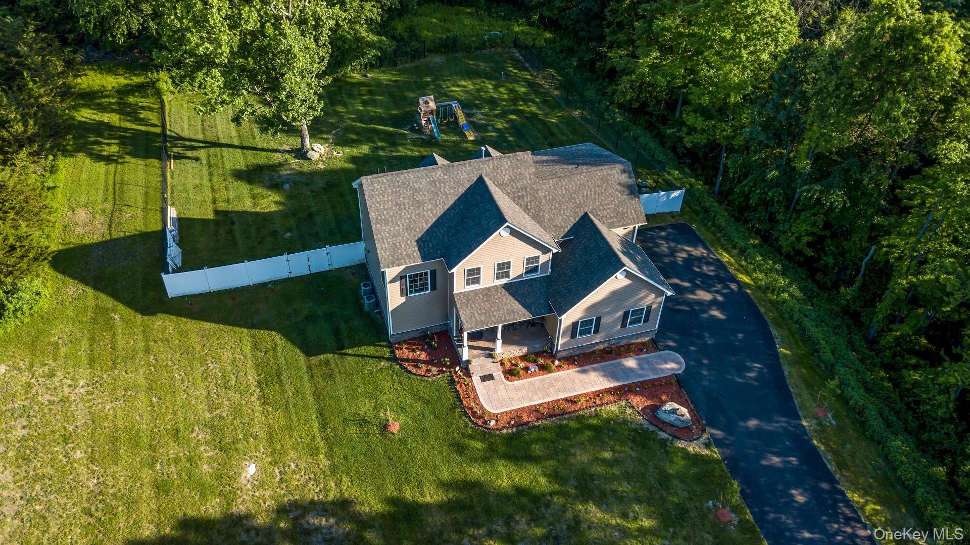 16 Primrose Lane, Chester, NY 10918