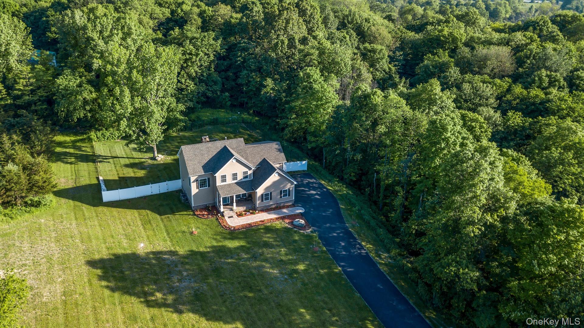 16 Primrose Lane, Chester, NY 10918