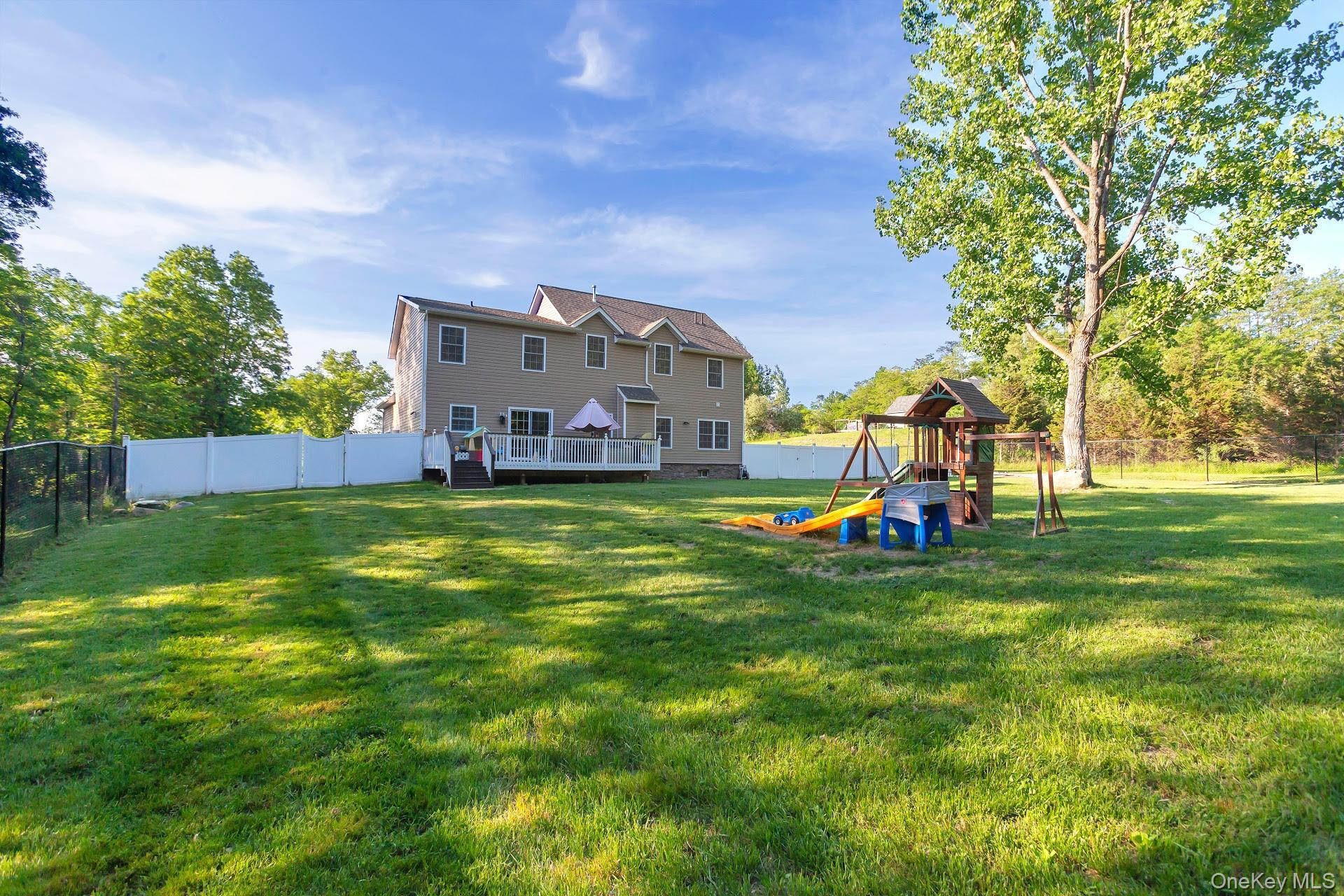 16 Primrose Lane, Chester, NY 10918