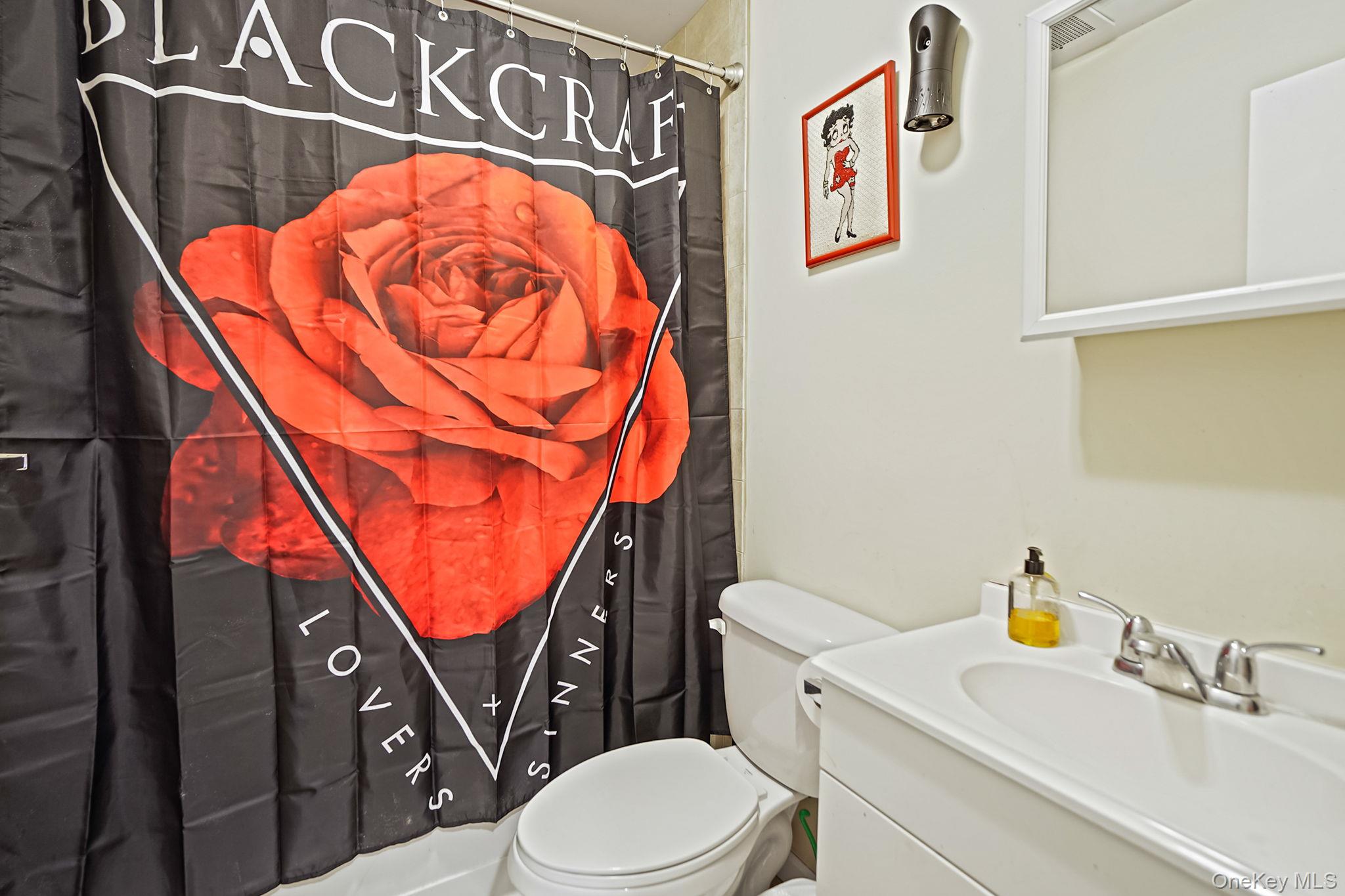 30 El Camino Ct # 30, Coram, NY 11727