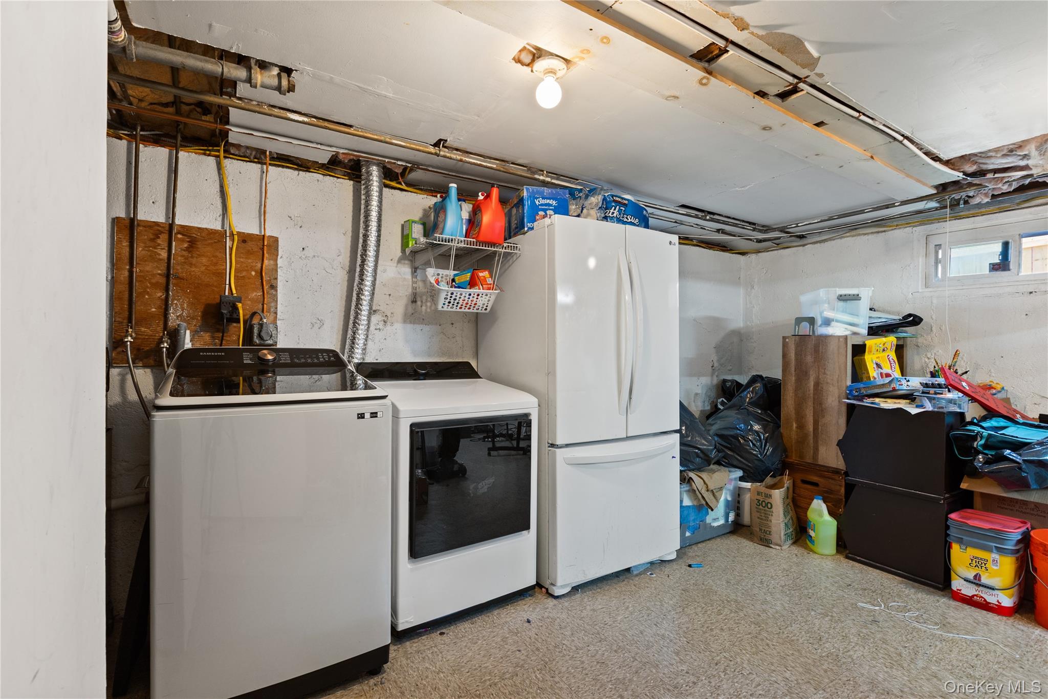 18 Wexford Street, Huntington, NY 11743