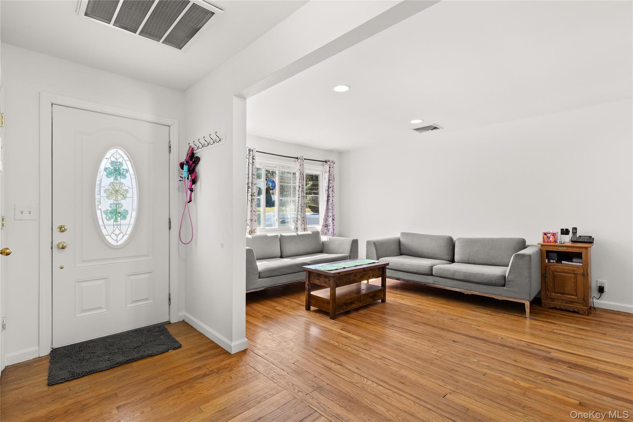 18 Wexford Street, Huntington, NY 11743