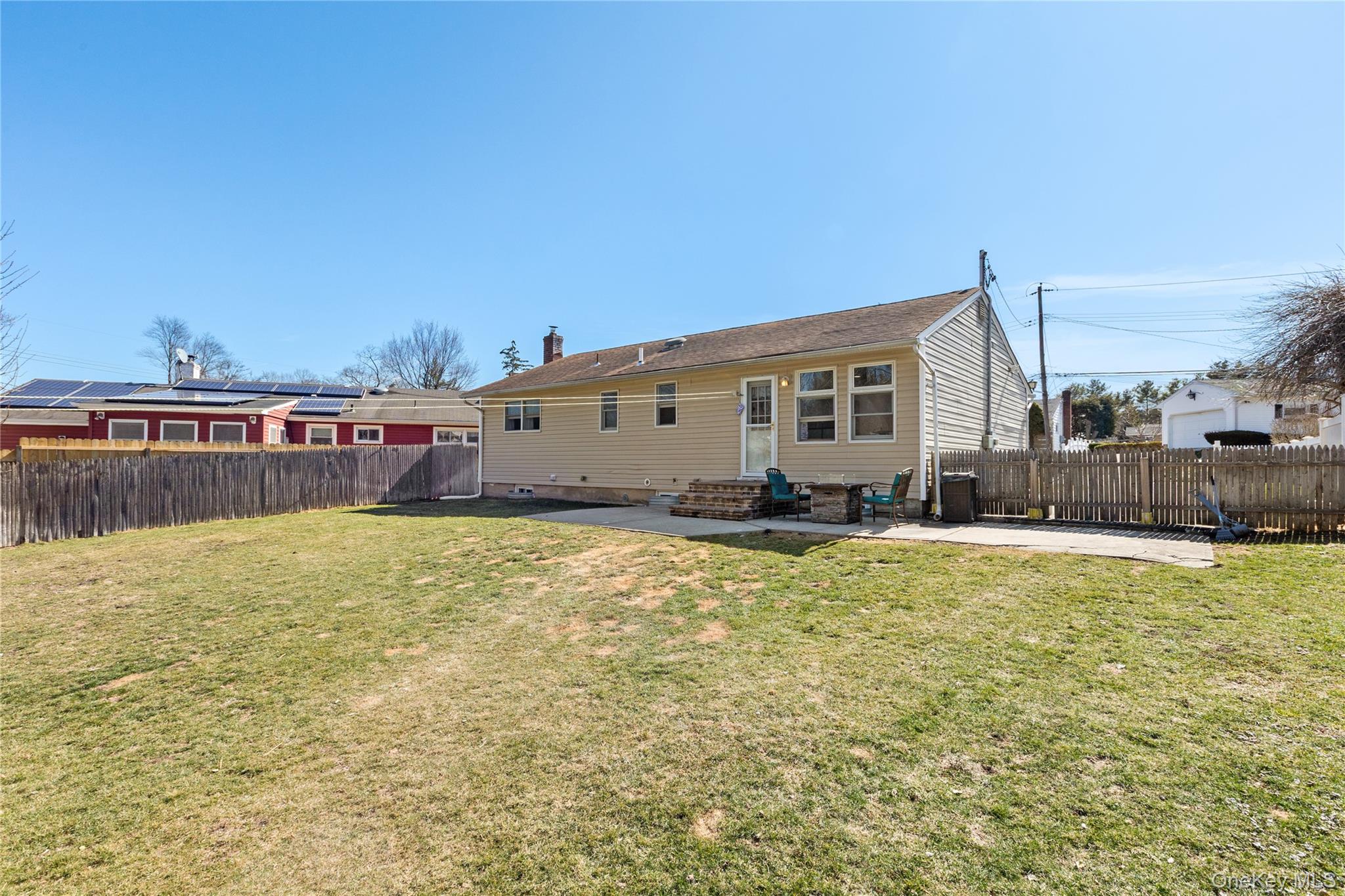 18 Wexford Street, Huntington, NY 11743