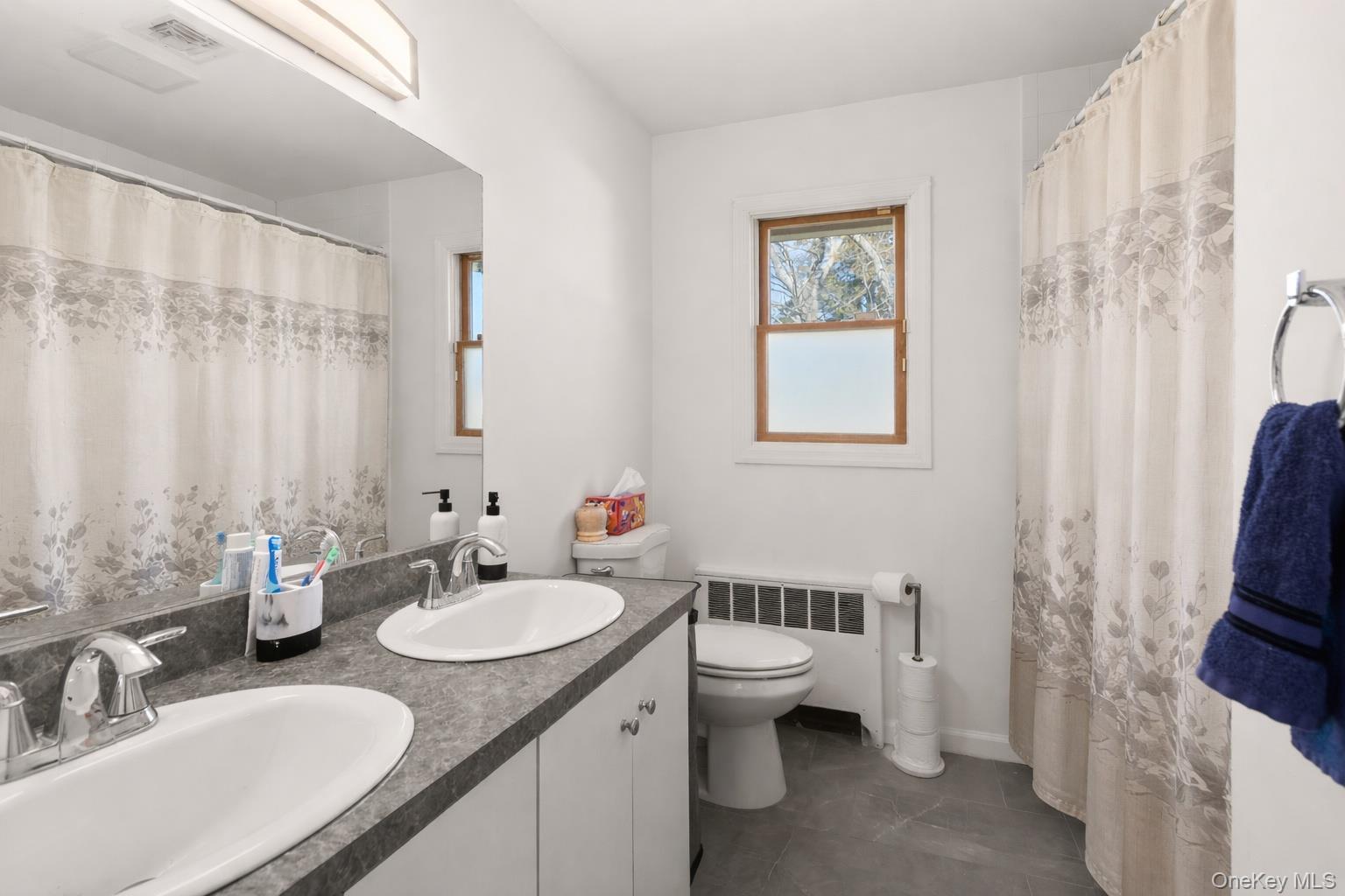 18 Wexford Street, Huntington, NY 11743