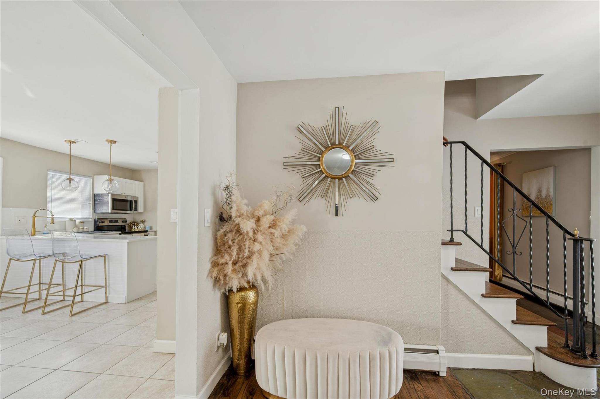 35 Saint Johns Place, West Babylon, NY 11704