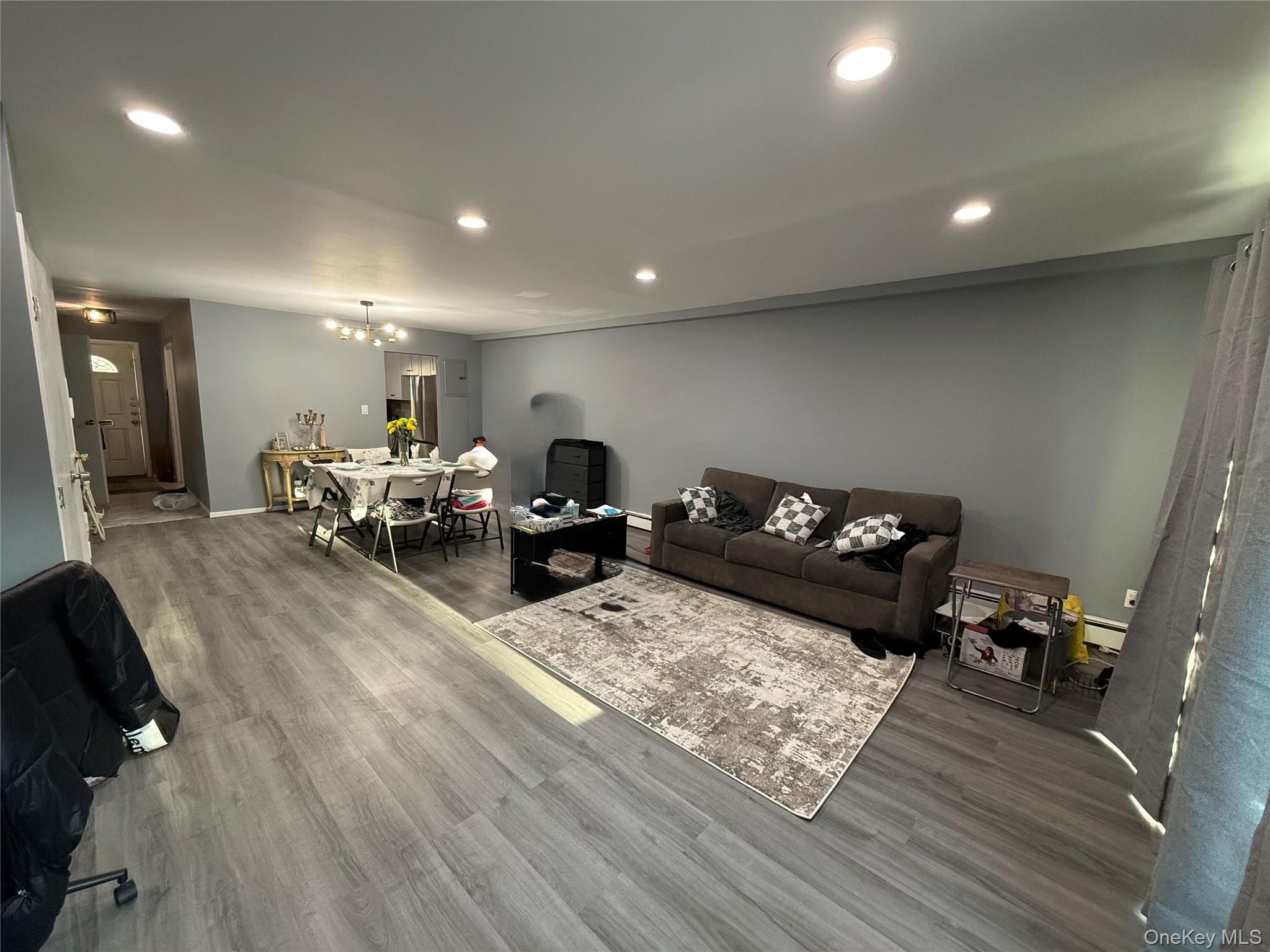 920 Broadway # 5, Woodmere, NY 11598