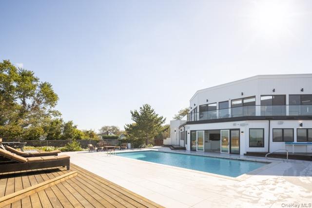 57305 Route 48, Greenport, NY 11944