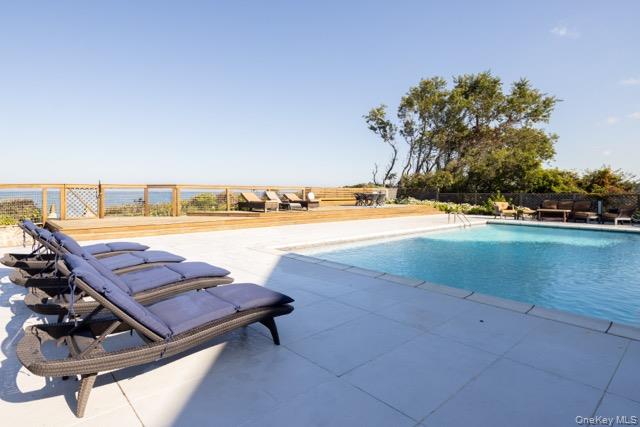 57305 Route 48, Greenport, NY 11944