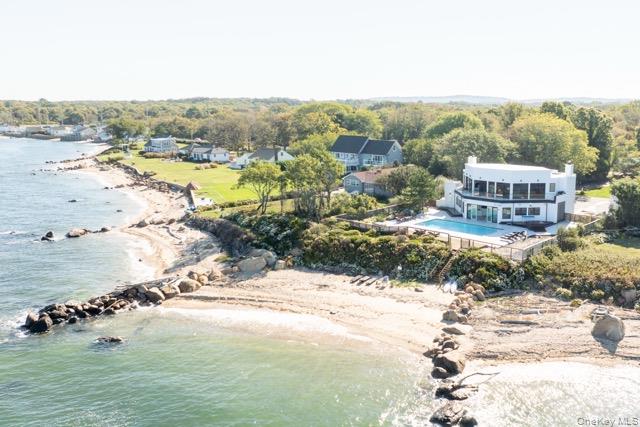 57305 Route 48, Greenport, NY 11944