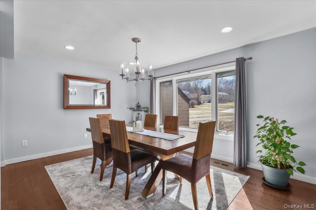 9 Comanche Court, Katonah, NY 10536