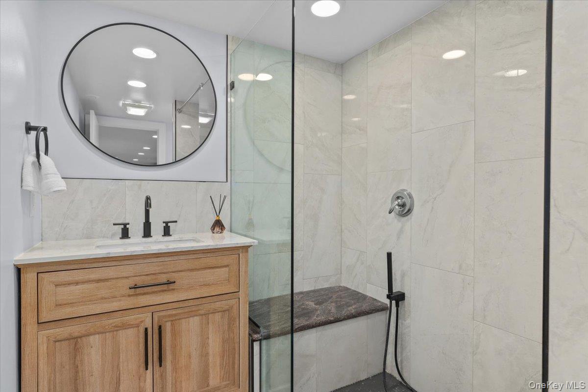 9 Comanche Court, Katonah, NY 10536