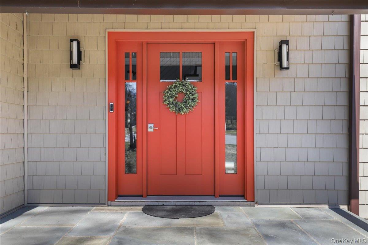 9 Comanche Court, Katonah, NY 10536