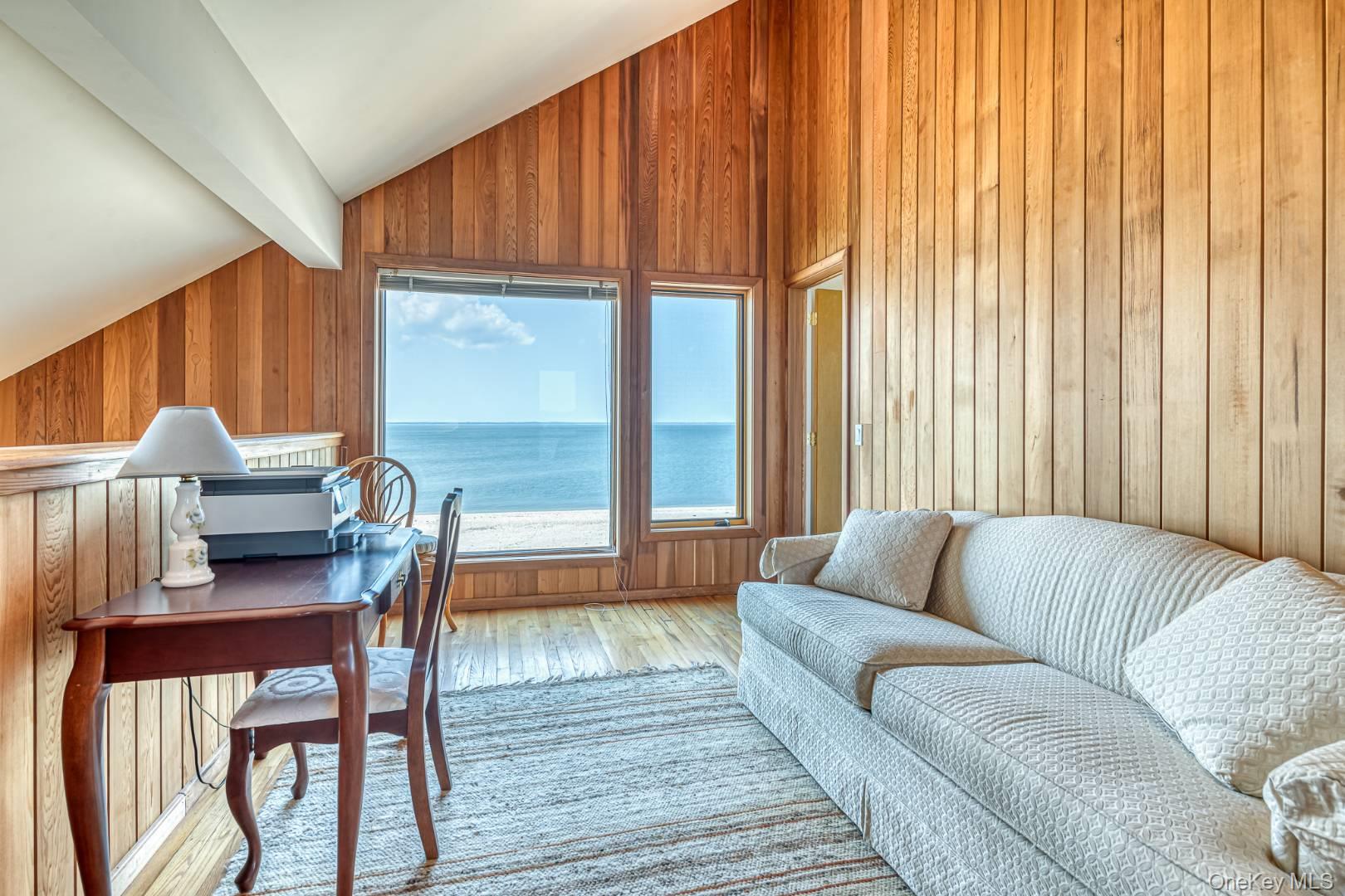 105 Cold Spring Point Road, Southampton, NY 11968