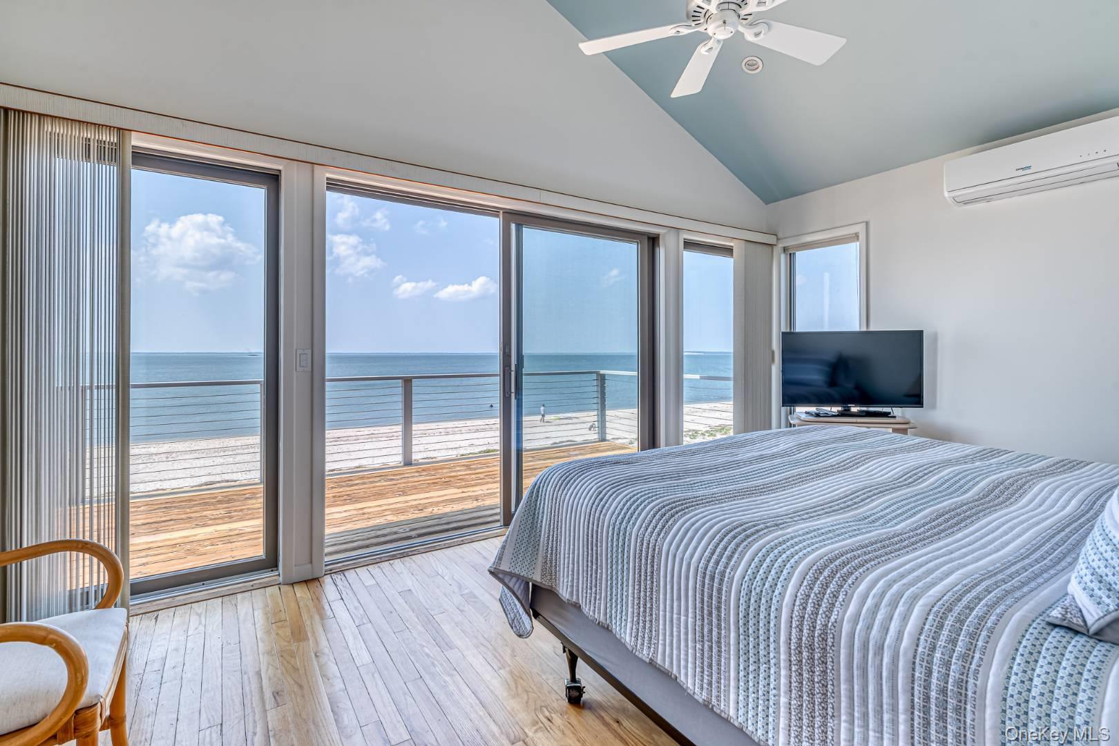 105 Cold Spring Point Road, Southampton, NY 11968