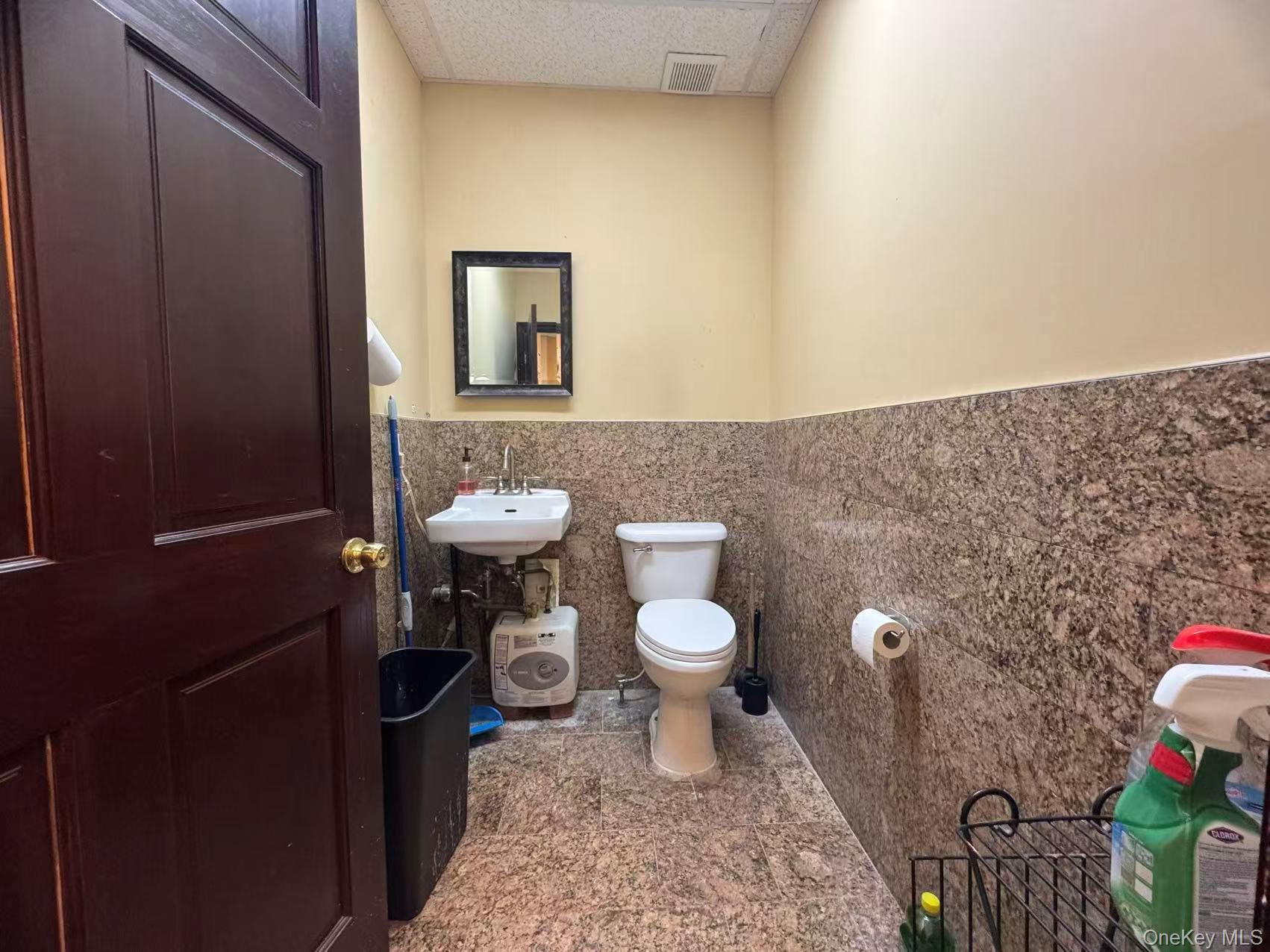 166-06 24th Rd, Whitestone, NY 11357