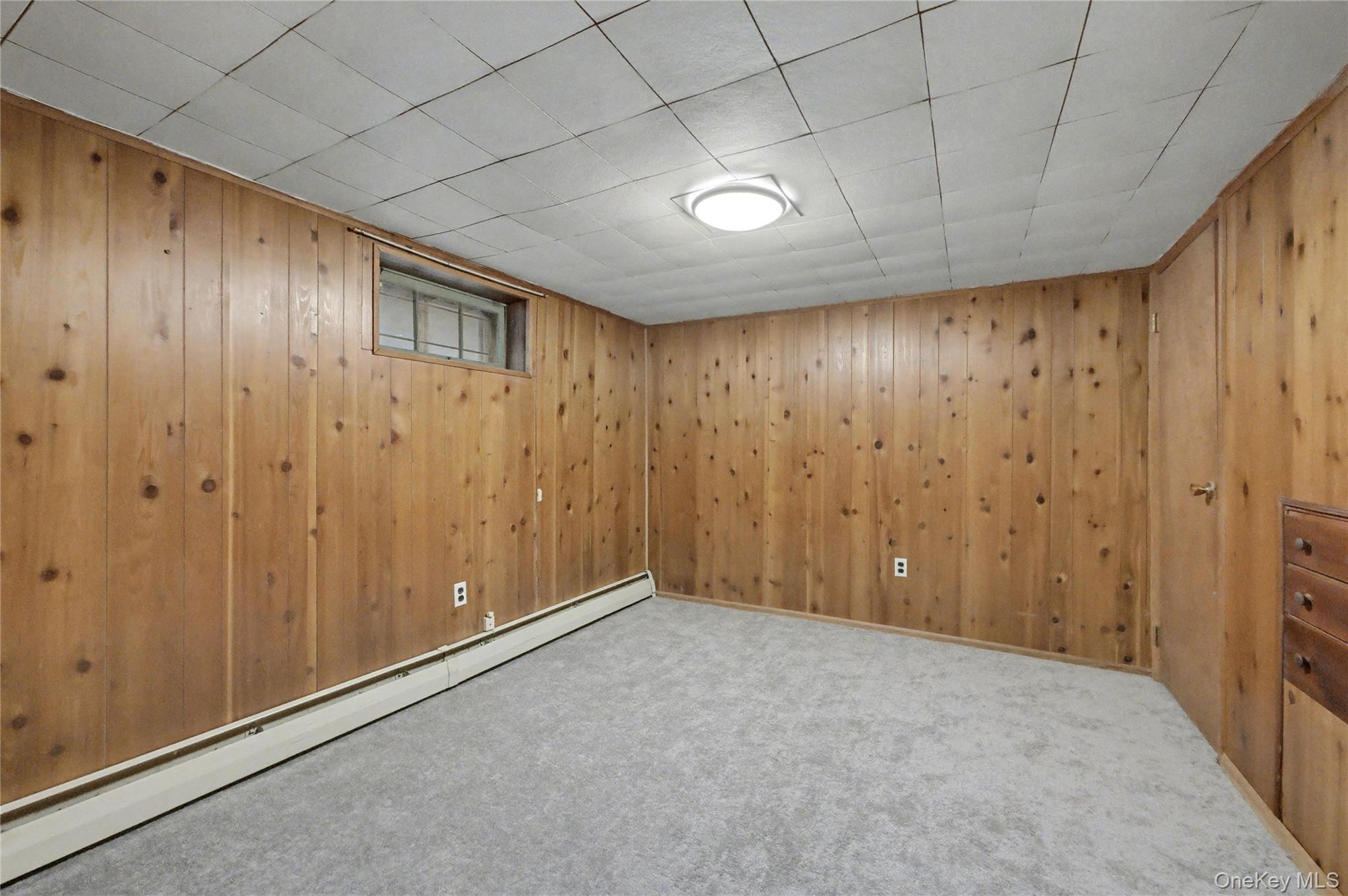 38 Park Drive E, Syosset, NY 11791