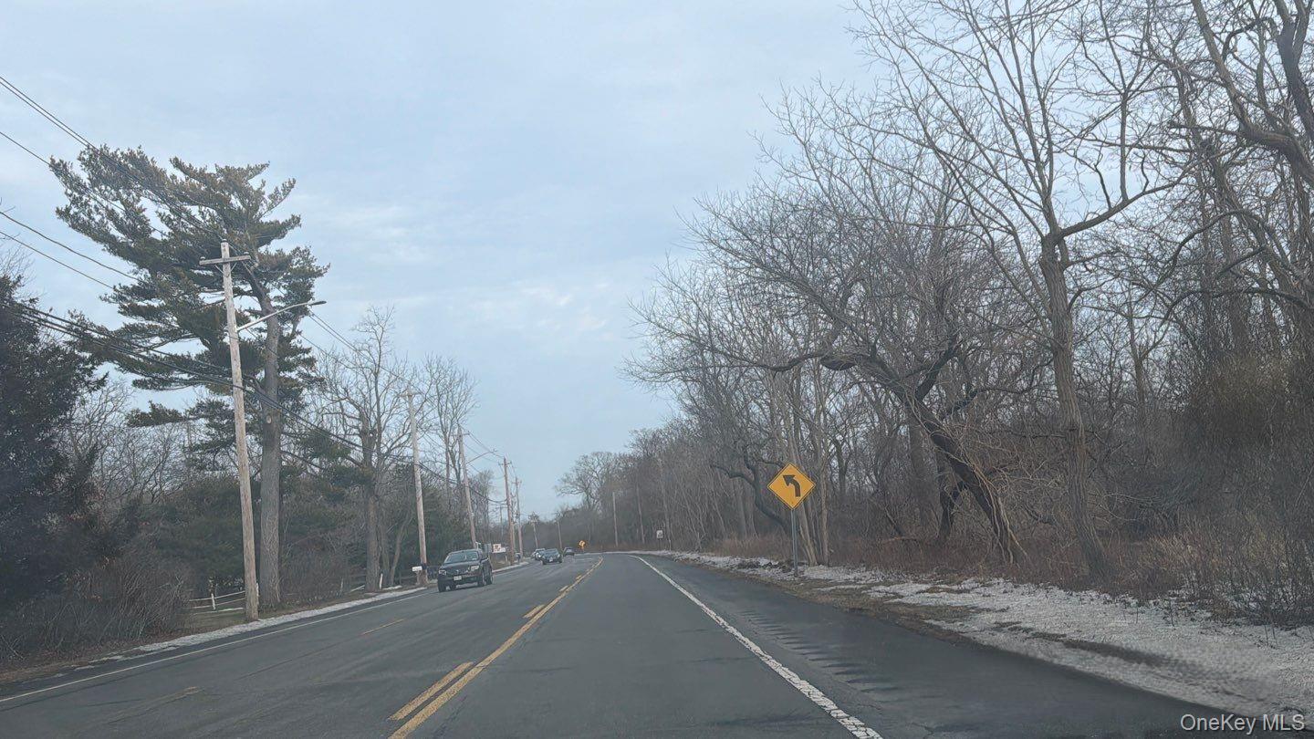 2891 Montauk Highway, Brookhaven, NY 11719