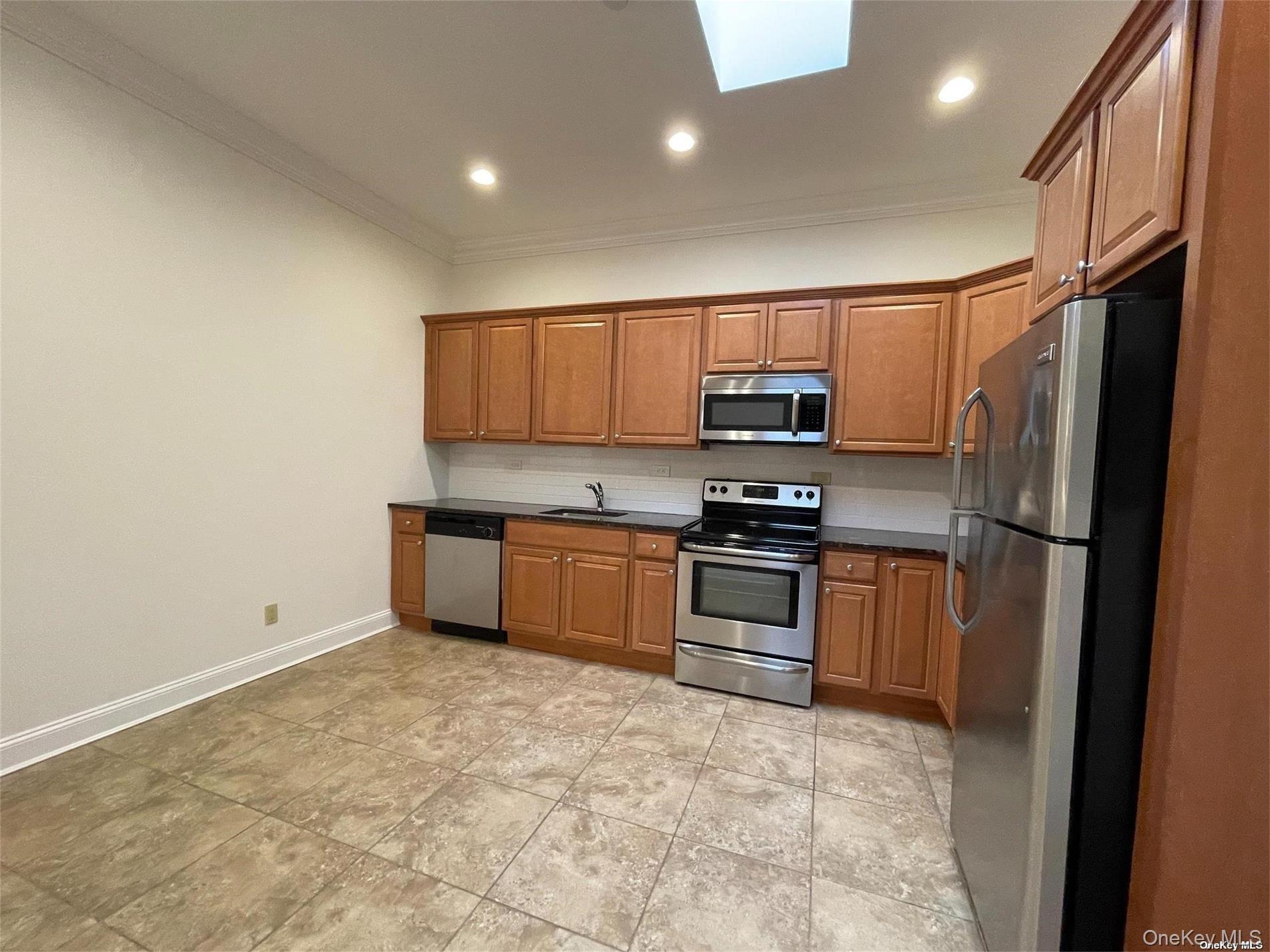 328A Main Street # 3B, Huntington, NY 11743