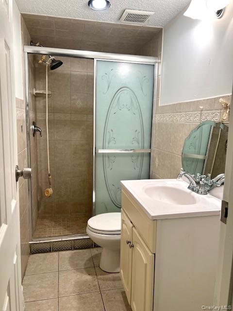 143 Delaware Avenue, Bay Shore, NY 11706