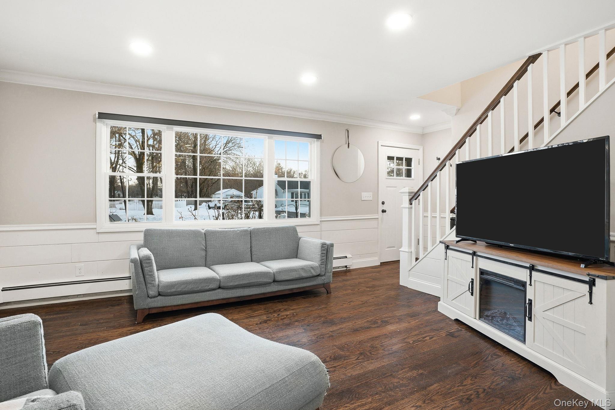 13 Jane Street, Poughkeepsie, NY 12603