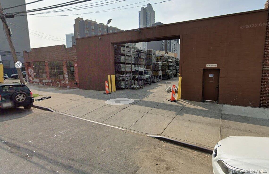 9-16 38th Avenue, Long Island City, NY 11101