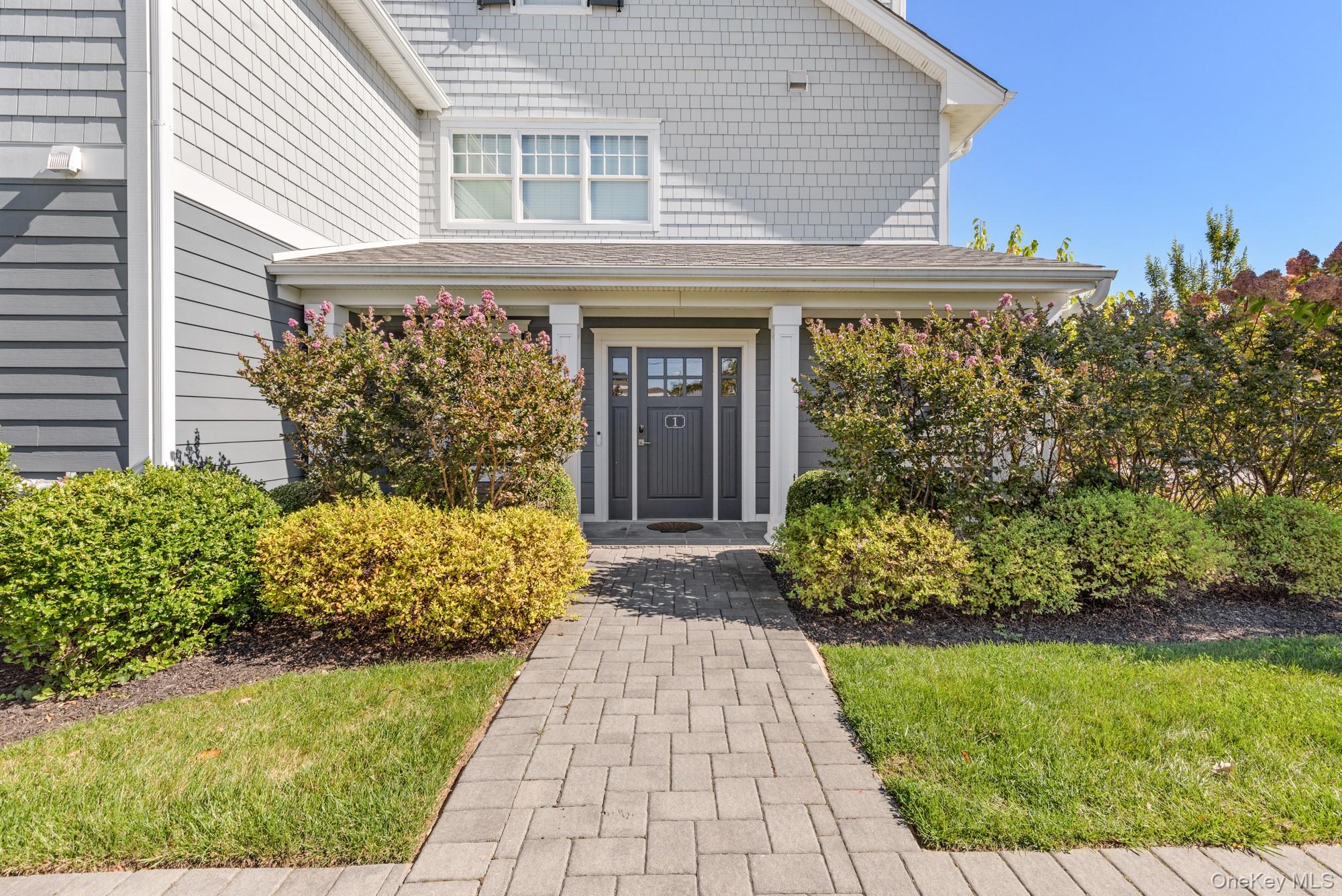 1 Village Green Drive # 1, Southampton, NY 11968