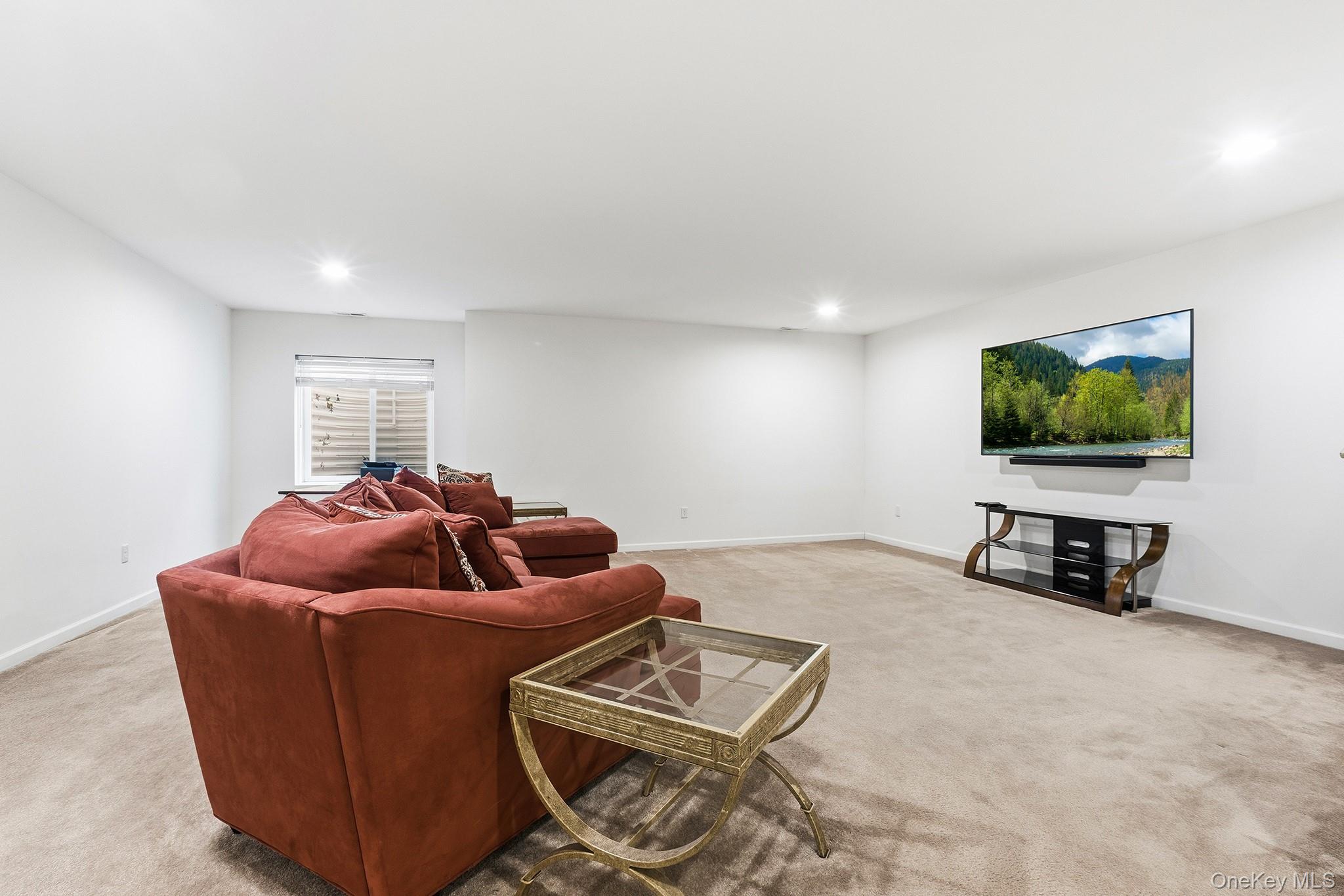 8 Atwood Drive, Middletown, NY 10940