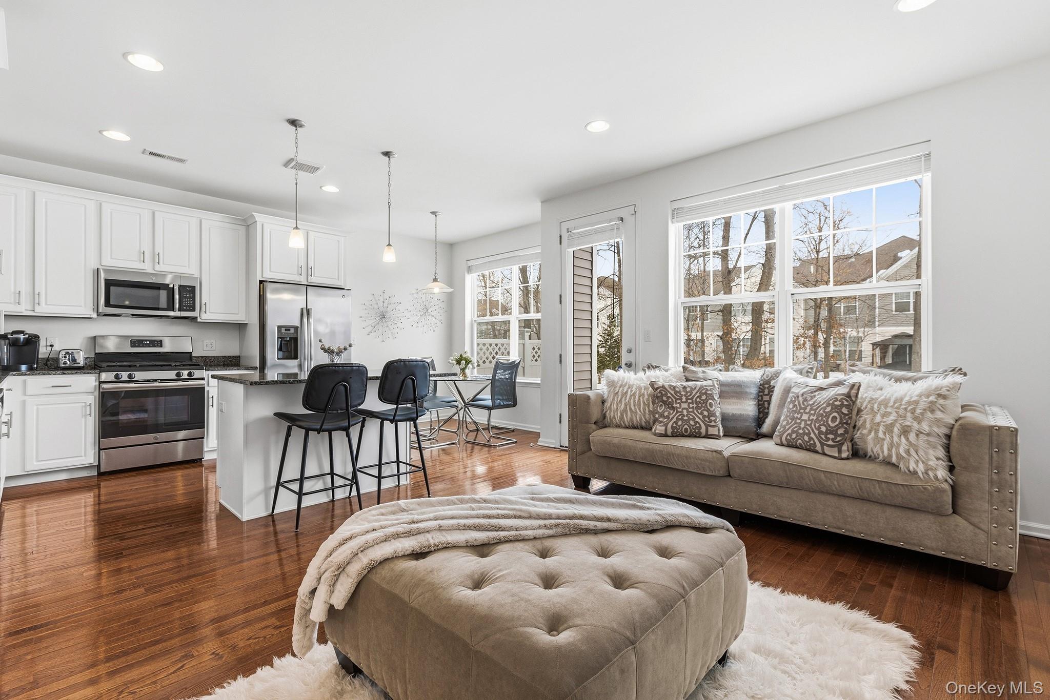 8 Atwood Drive, Middletown, NY 10940